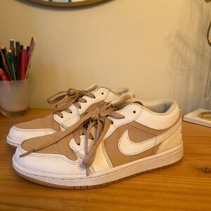Nike Cream and Tan Low-Top Sneakers